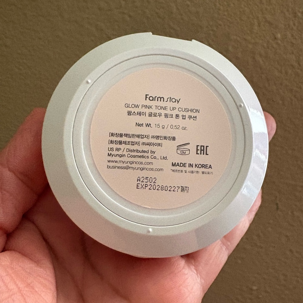 Farm Stay Color Glow Pink Tone Up Cushion Foundation Brand New Factory Sealed.